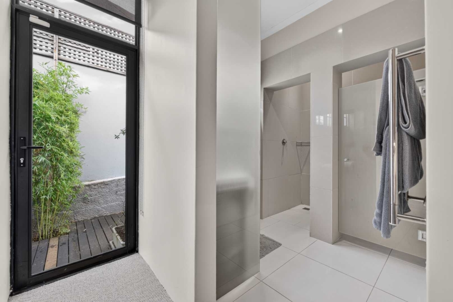To Let 3 Bedroom Property for Rent in Gardens Western Cape